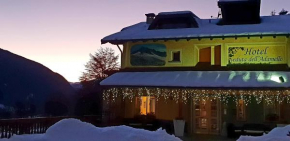 Отель Hotel Veduta dell'Adamello  Тему